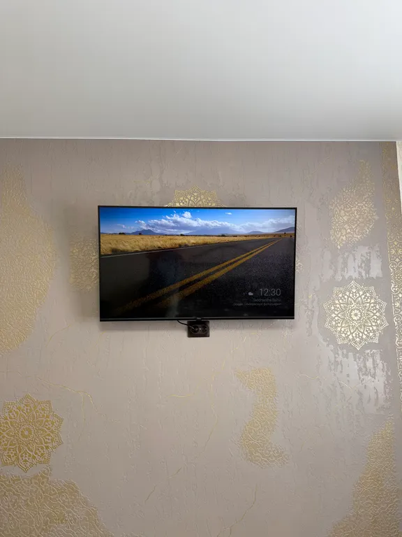 Просторная двух комнатная квартира с новым ремонтом, мебелью и технико