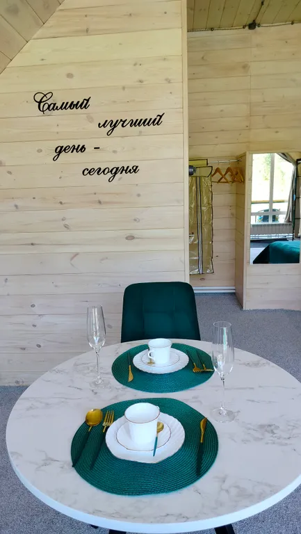 Апартаменты Романтика с панорамным окном в мансарде дома