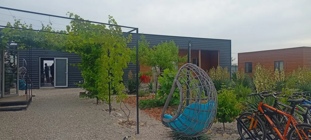 Уютные бунгало у alice