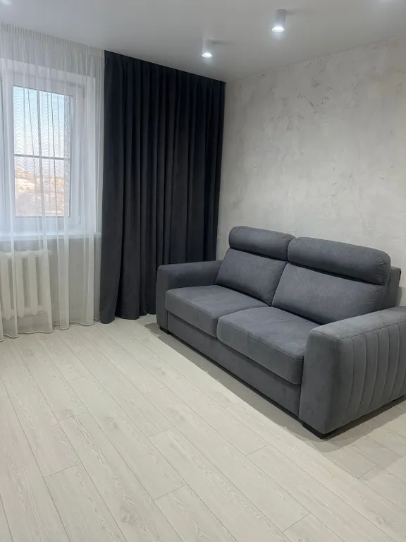 Современная квартира у вокзала с кондиционером