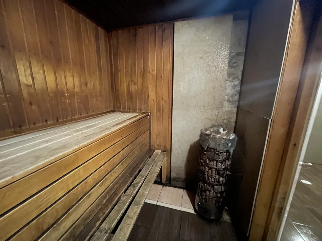 7-комнатный Дом