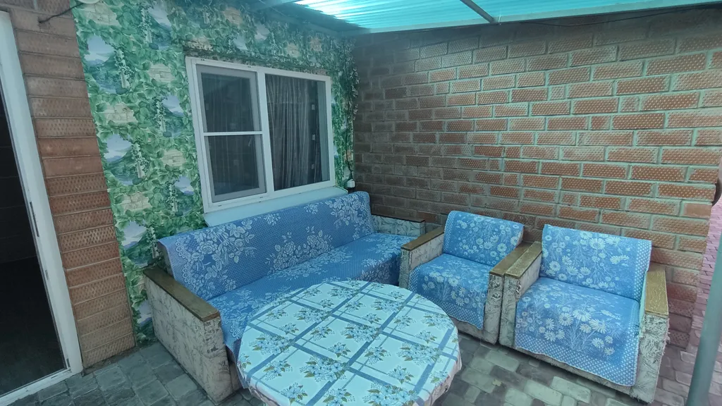 Коттедж Уютный домик — Ейск