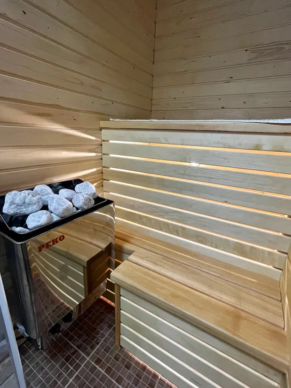 Часть дома с отдельным входом, с сауной