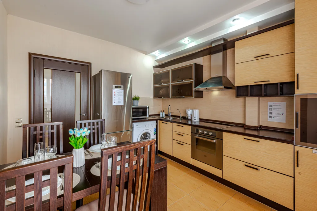 Просторная на заливе с панорамными окнами, кондиционер, 2 TV