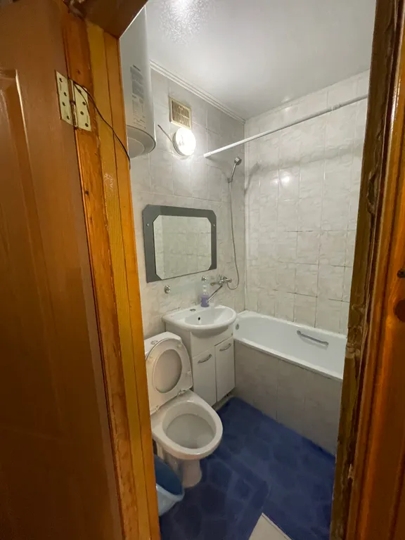 Уютная двухкомнатная квартира в центре Домбая