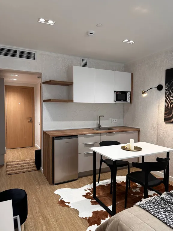 Шикарные апартаменты с дизайнерским ремонтом