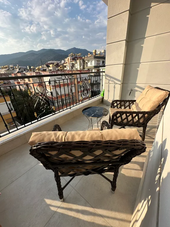 Квартира с видом на горы в 7 минутах от пляжа Клеопатра