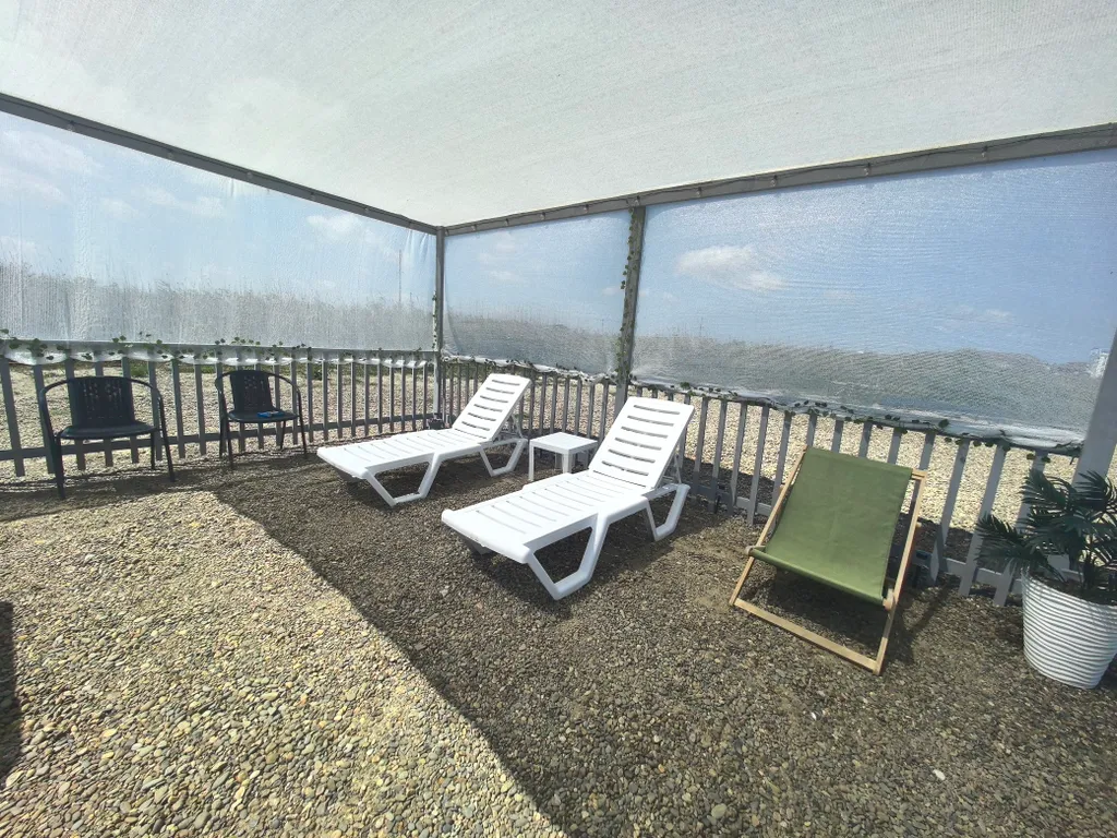 Уютные домики на берегу Азовского моря