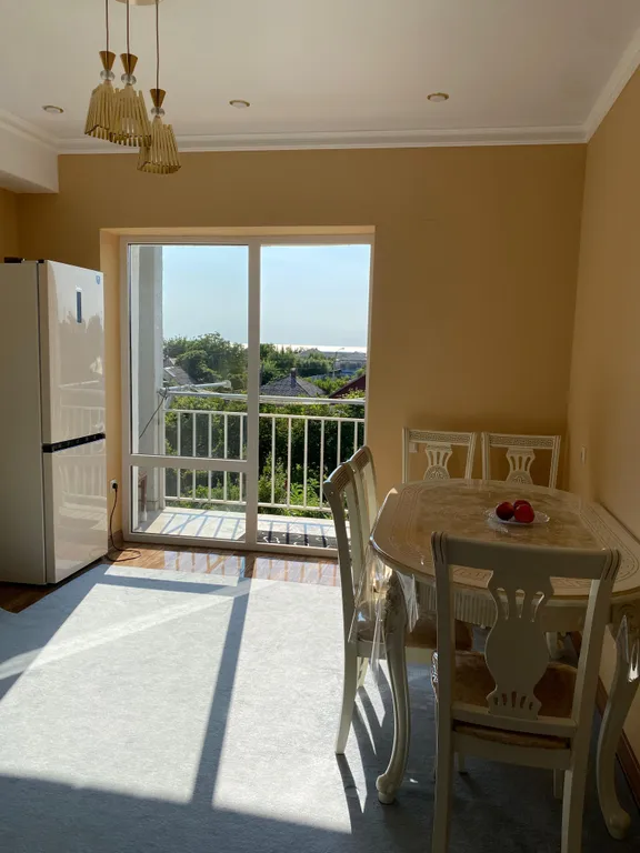 Апартаменты в тихом месте на берегу моря