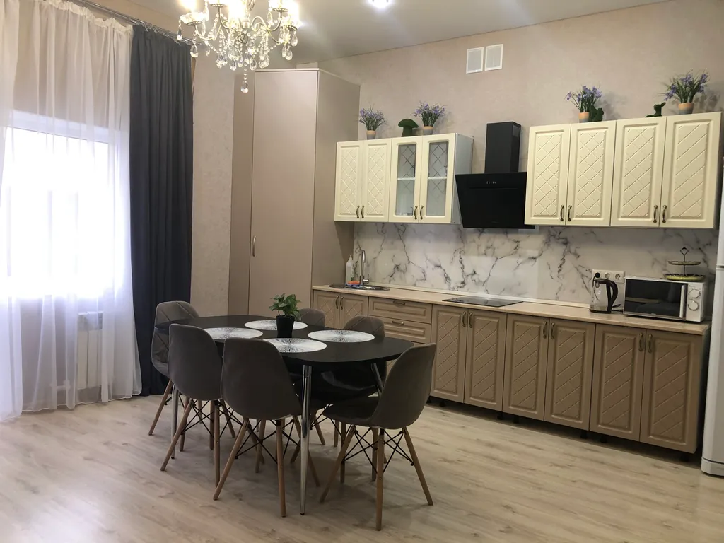 Дом с видом на озеро и горы на озере Банном