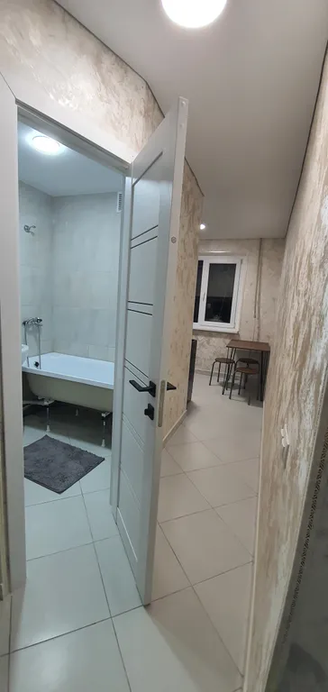 Уютная квартира в центре города, горячие источники в 10 минутах