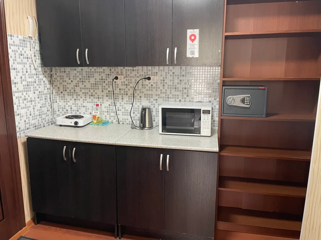 Комната со своим санузлом в апартаментах