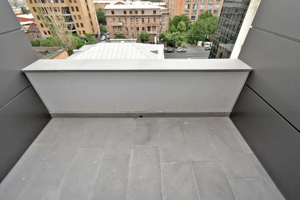 Малахитовая студия в центре Еревана