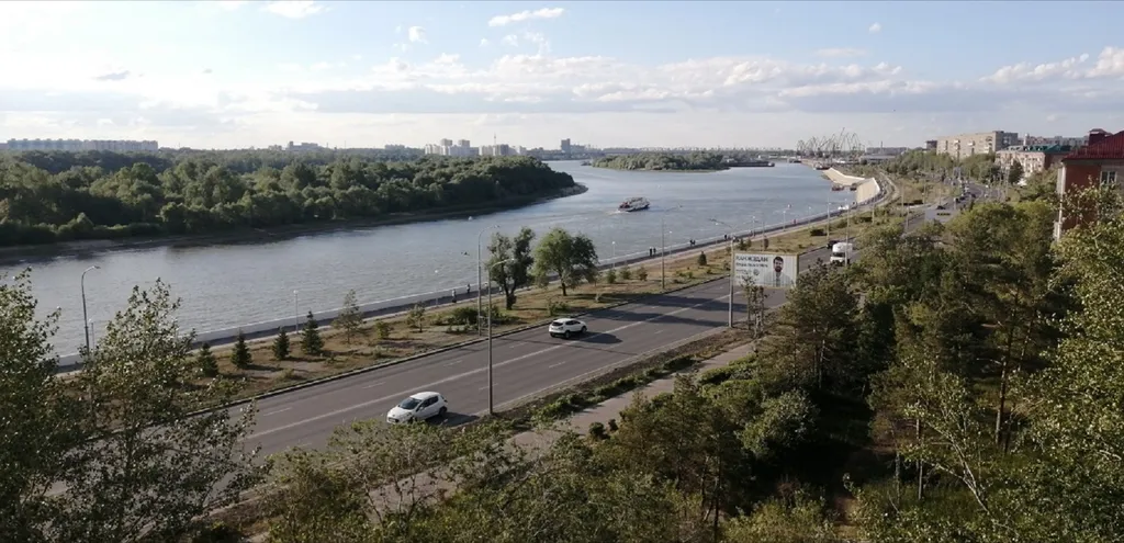 Квартира с видом на Реку Иртыш