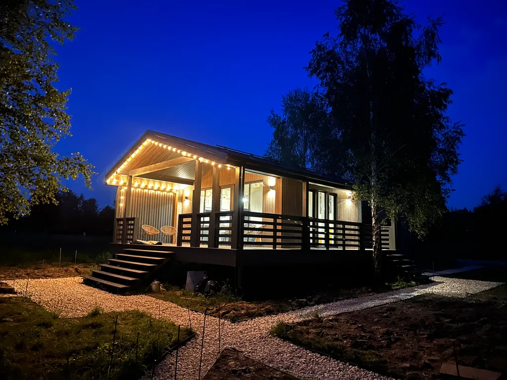 Стильный дом с панорамными окнами