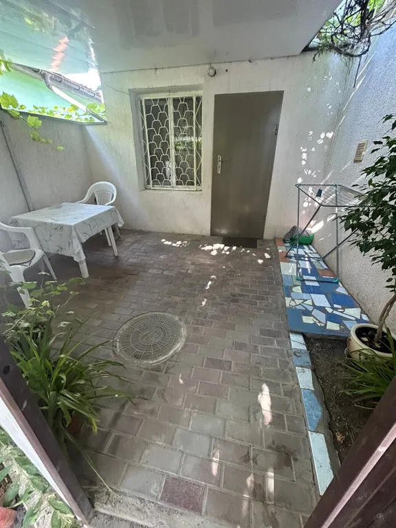 Коттедж Коттедж с двориком возле моря — Евпатория