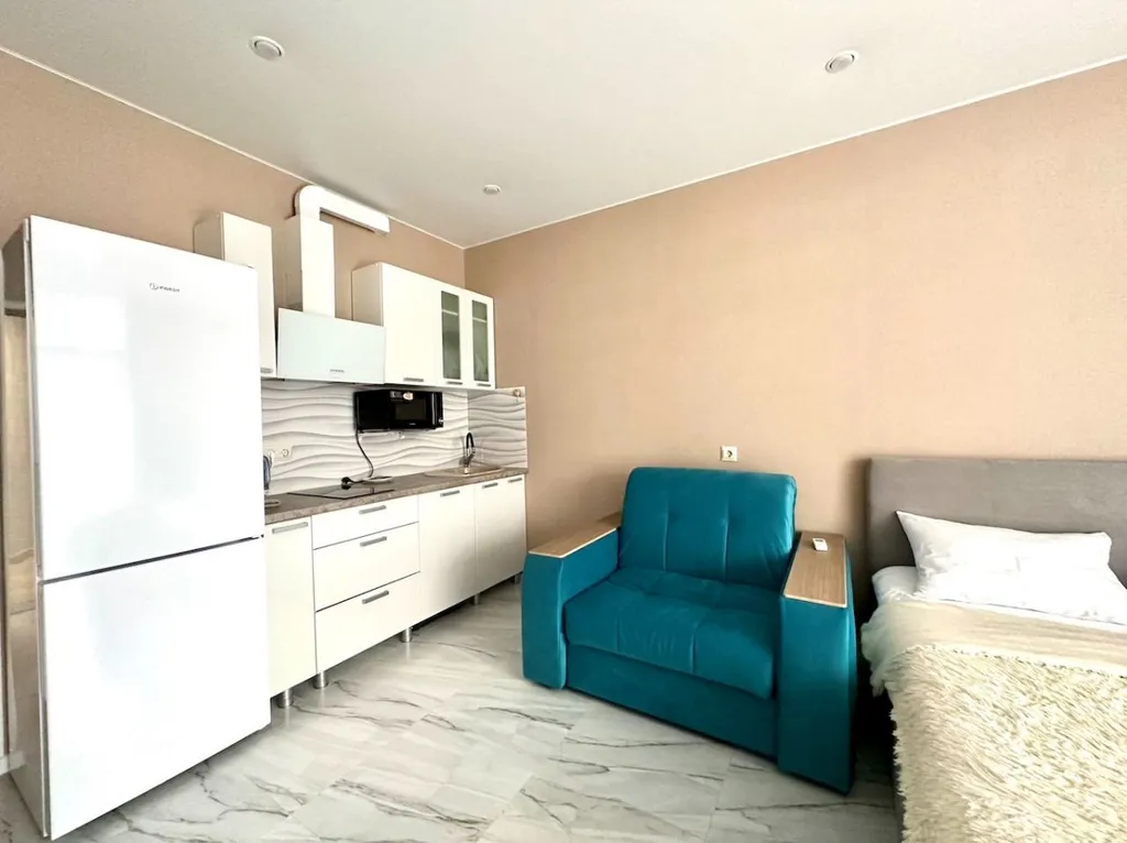 Дизайнерская студия Ls-family comfort вид на горы и город с 4 этажа