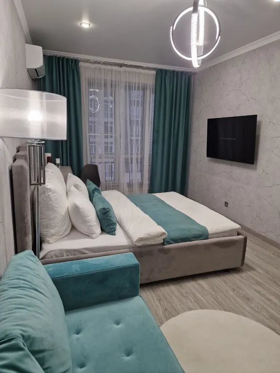 Кваритира на Весенней с очками виртуальной реальности