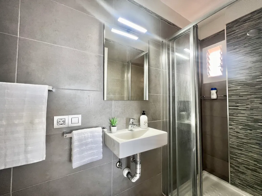 PaulMarie Family Apartment Panoramic