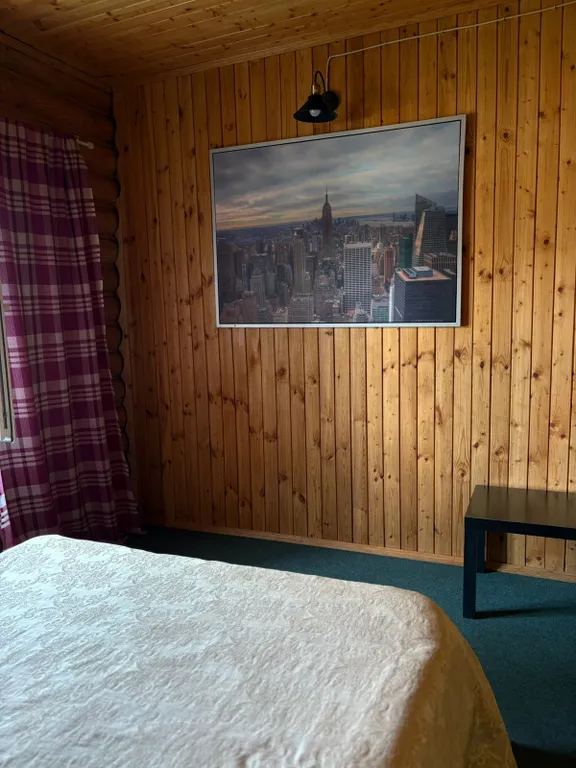 Уютный дом у озера