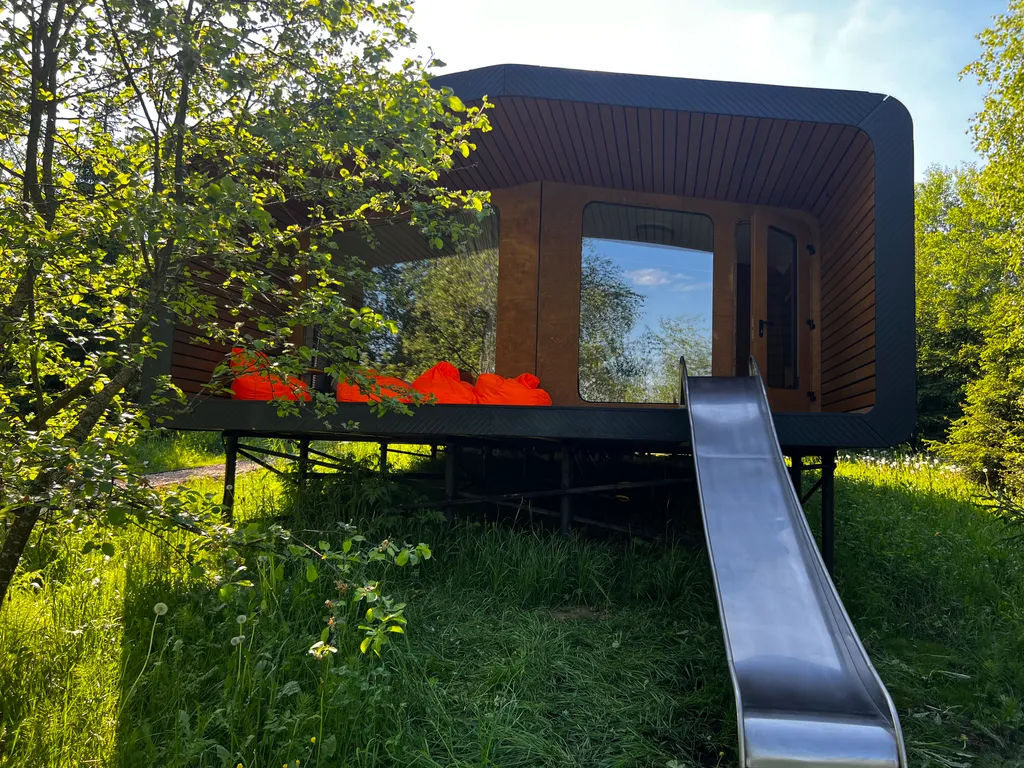 Коттедж Дизайнерский коттедж Бари с уличной купелью Фурако возле леса — Истра