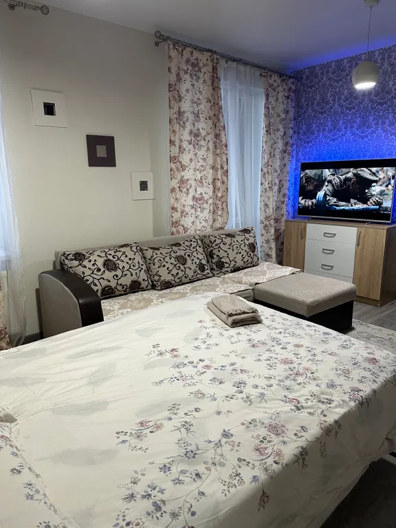 Студия в элитном доме в центре города