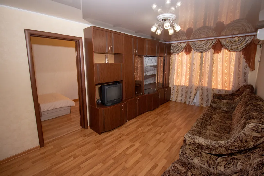 Просторная трёшка на Победе в центре