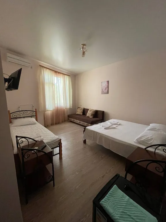 Квартира Комната — аренда посуточно в Лоо