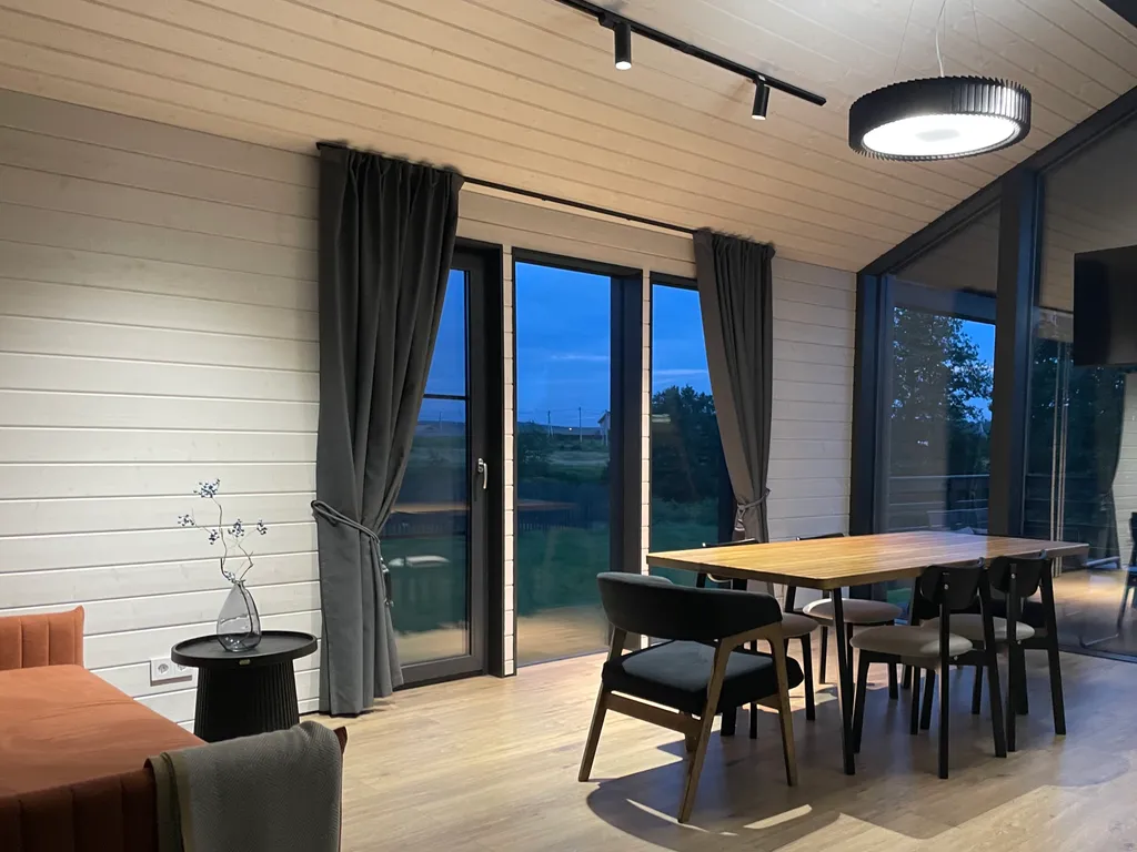 Дом с сауной и купелью в 400 метрах от водохранилища