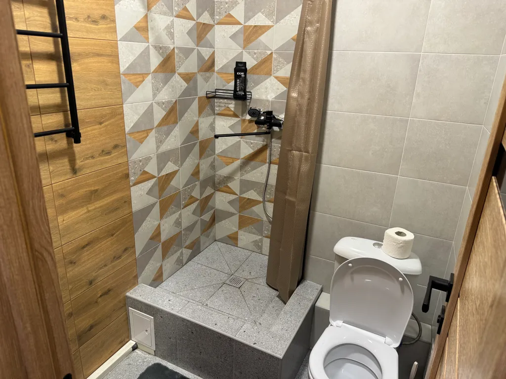 Чисто, уютно, большая кровать, Wi-Fi