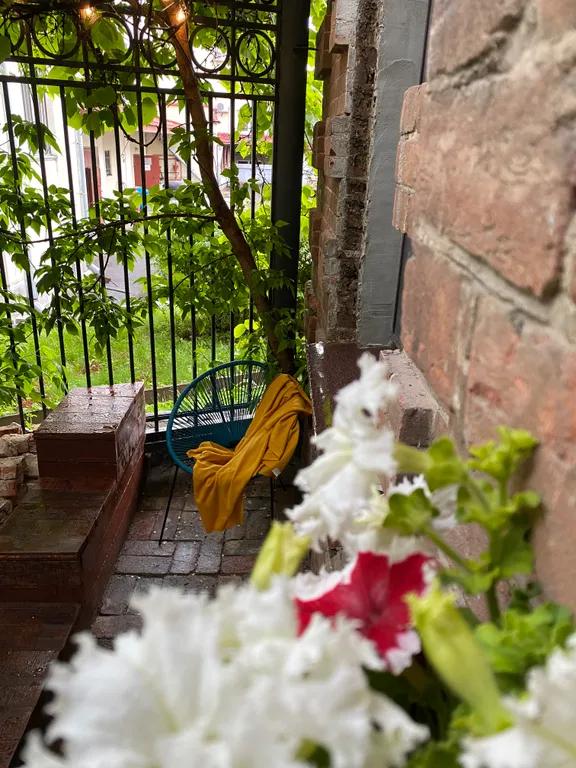 Апартамент винтаж со своим двориком в центре