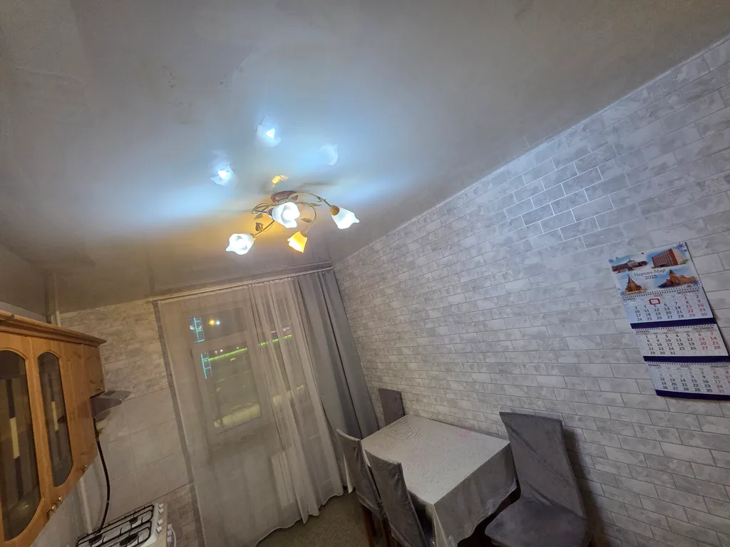 Теплая светлая двухкомнатная квартира в самом центре города