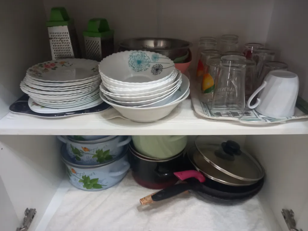 Уютный двухэтажный дом в центре города ( 1 этаж)