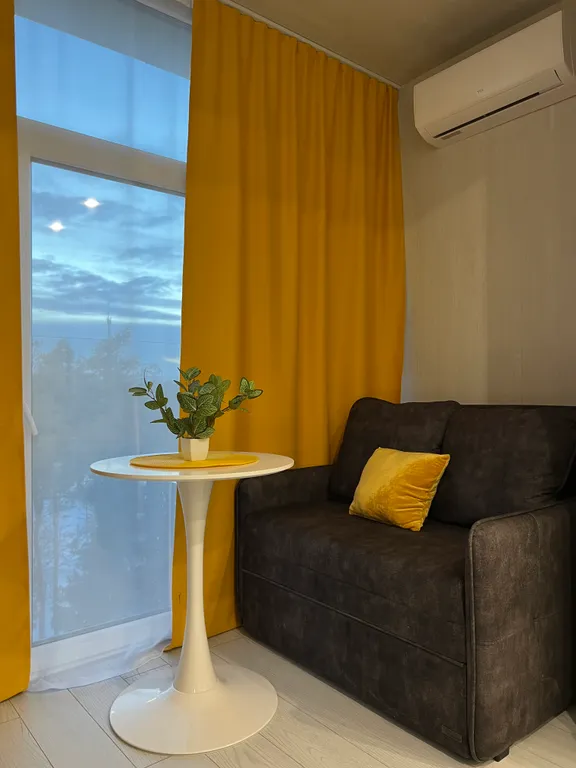 Квартира Апартаменты Охра с парковкой — Волгоград