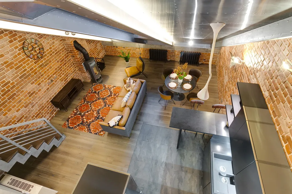 Квартира Квартира Уютный двухуровневый лофт Smart Host на острове Балчуг — Москва