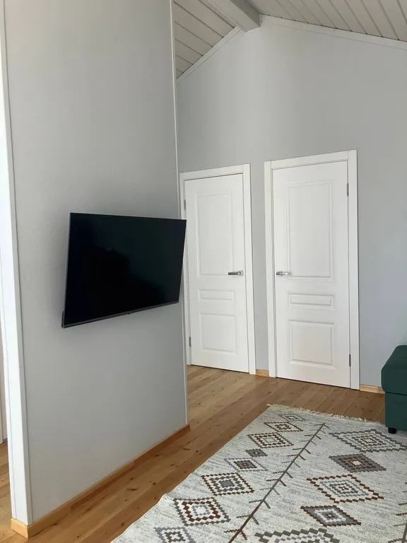 Коттедж Теплый и светлый гостевой дом в лесу — Шерегеш