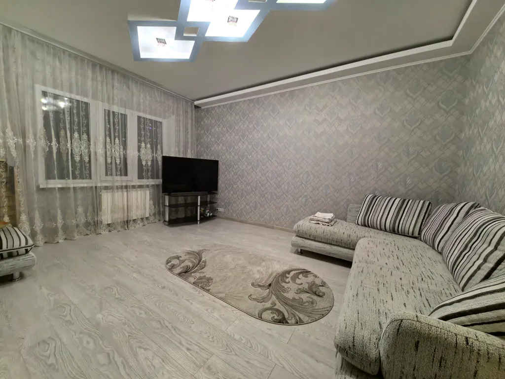 Уютная квартира — аренда посуточно в Сургут