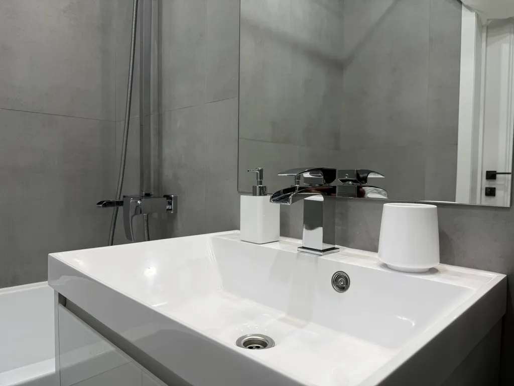 Квартира Квартира Hugge Place | студия у зоопарка с массажной кроватью — Новосибирск