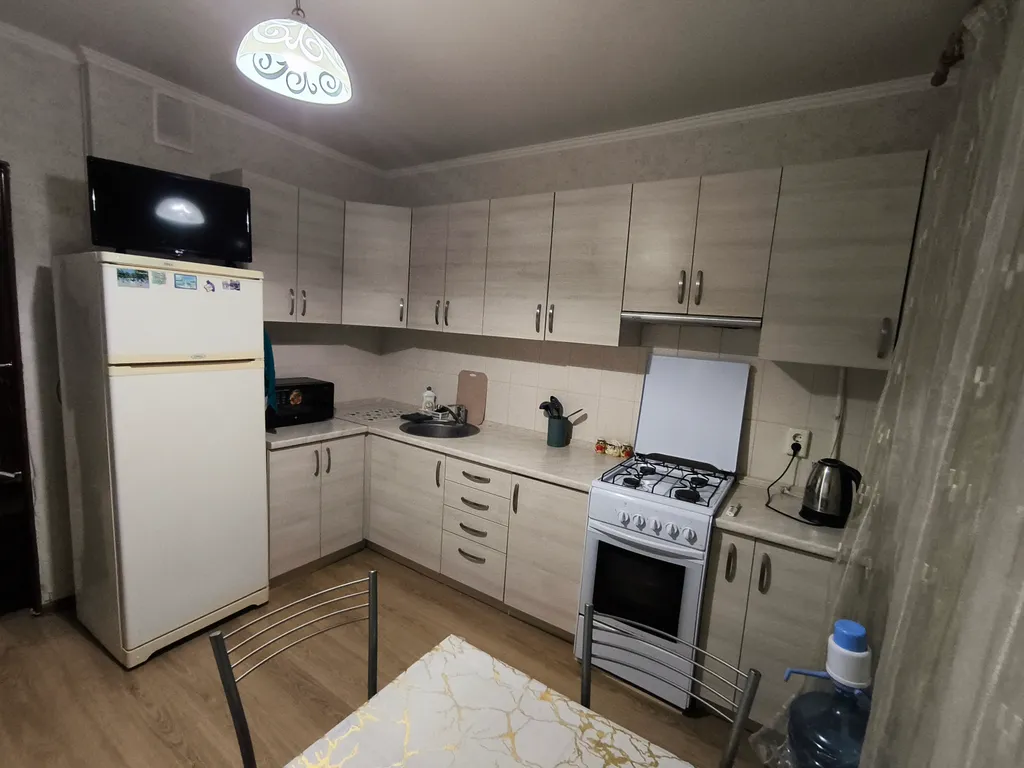 Уютная и светлая квартира Солнышко у парка 300-летия