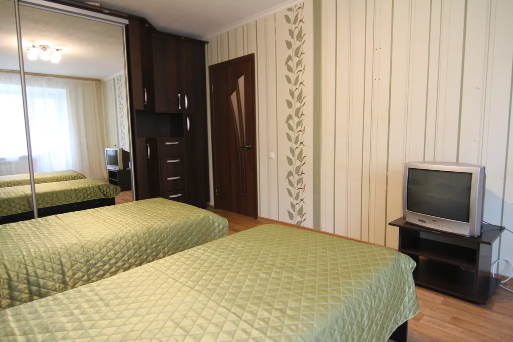 Двухкомнатная квартира полулюкс рядом с центром