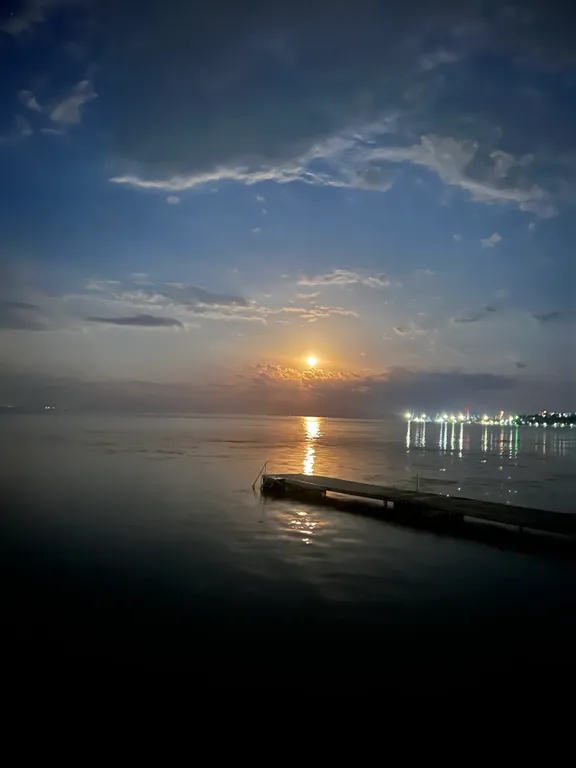 Коттедж у моря