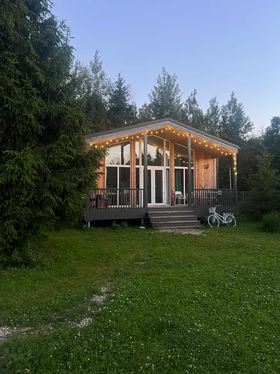 Уютный теплый дом с выходом в лес, 40 минут от Москвы со своей территорией