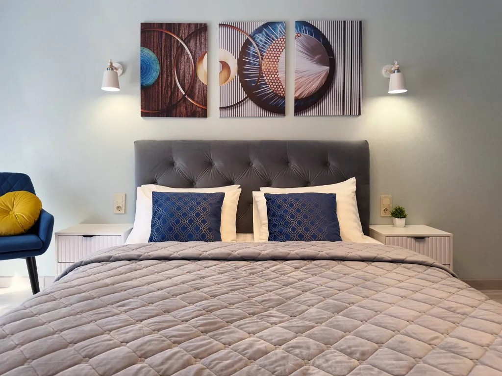 Квартира на набережной