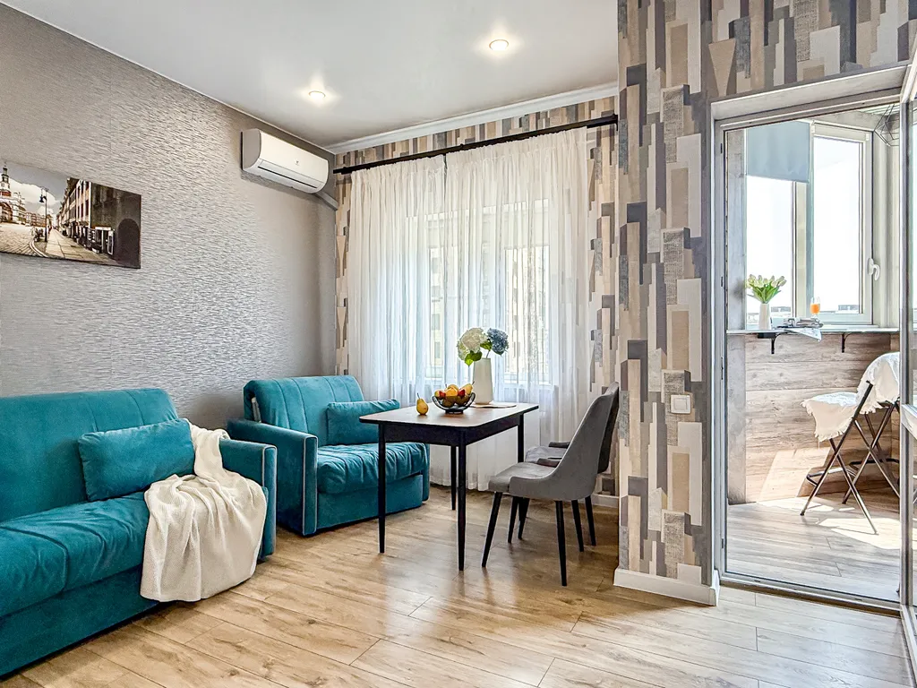 Уютная видовая студия в центре набережной