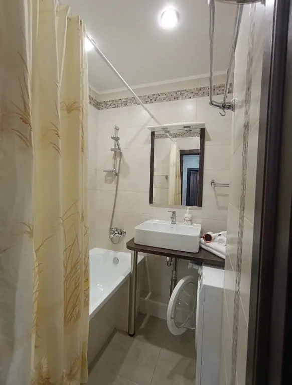 Квартира Двухкомнатная квартира с дизайнерским ремонтом — Краснодар