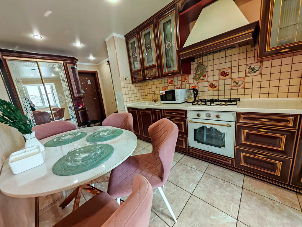 2-комнатная квартира в центре