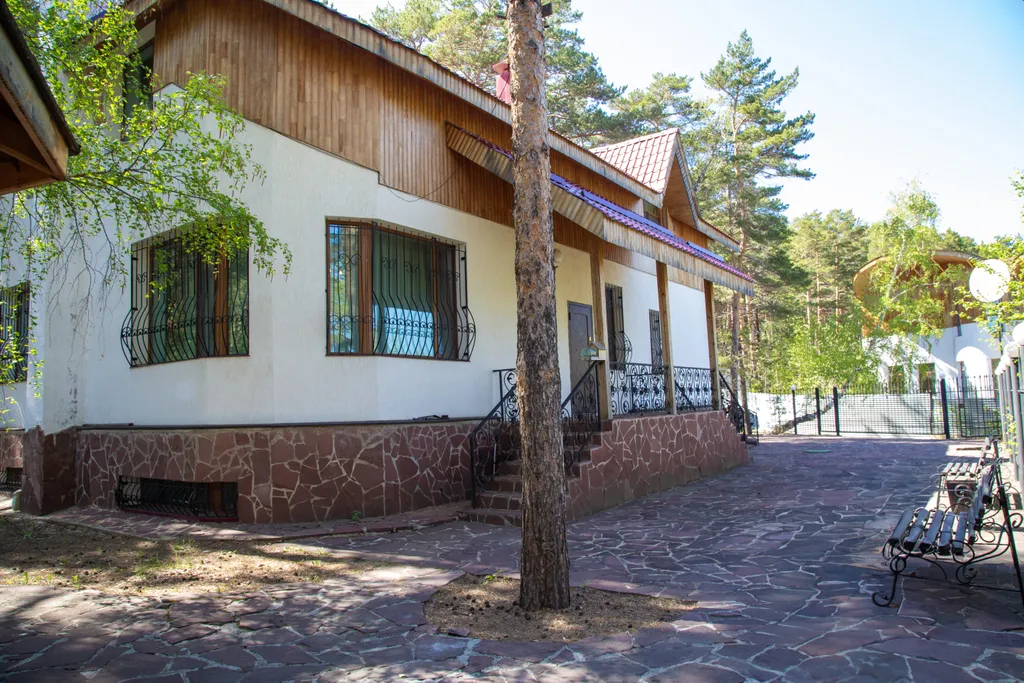 Уютный коттедж на берегу озера