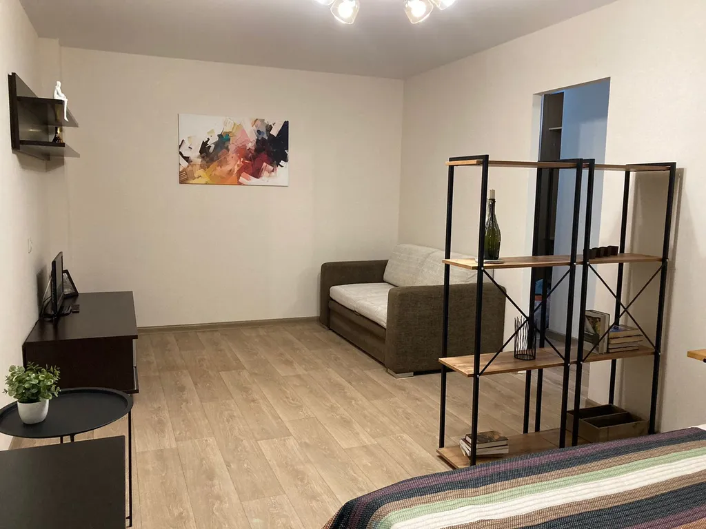 Квартира 1-комнатная квартира в центре с балконом — Волгоград