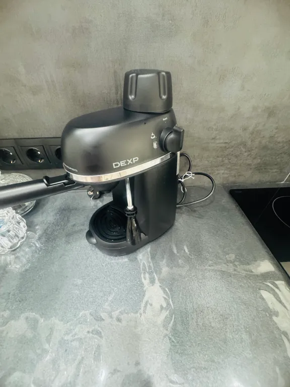 Студия в классическом стиле, на берегу реки В центре города