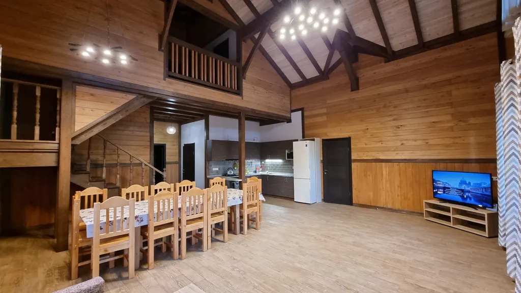 4-комнатный Дом